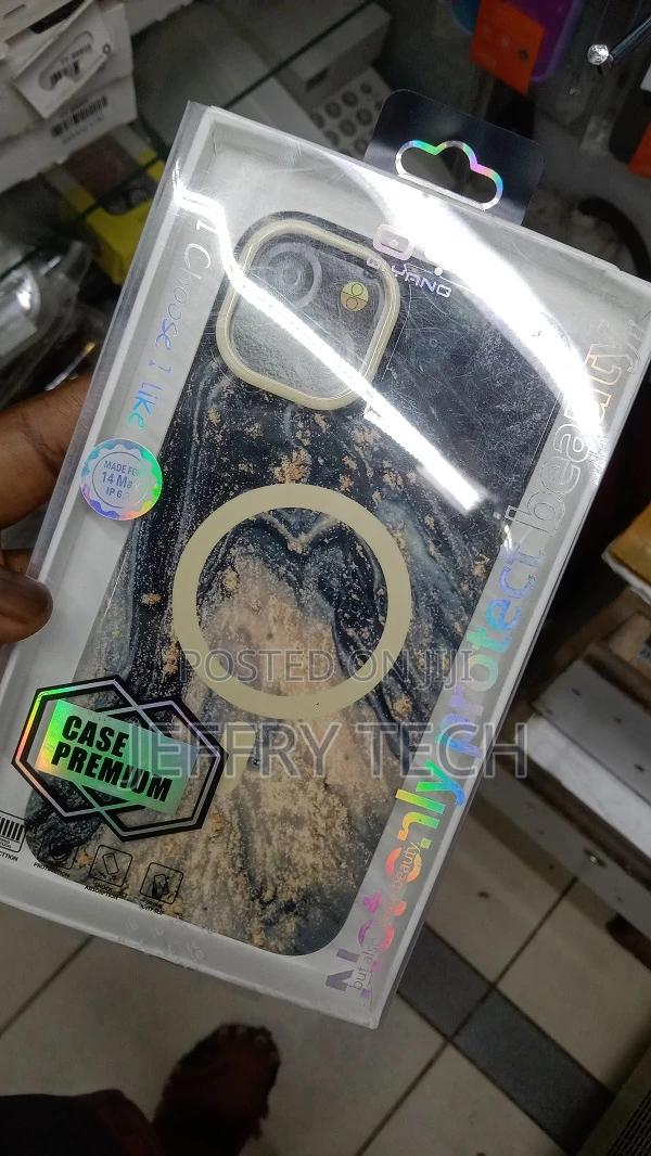 iPhone 14 Max Premium Case - thumbnail 3