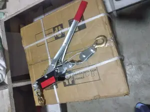 Wire Fencing Strainer