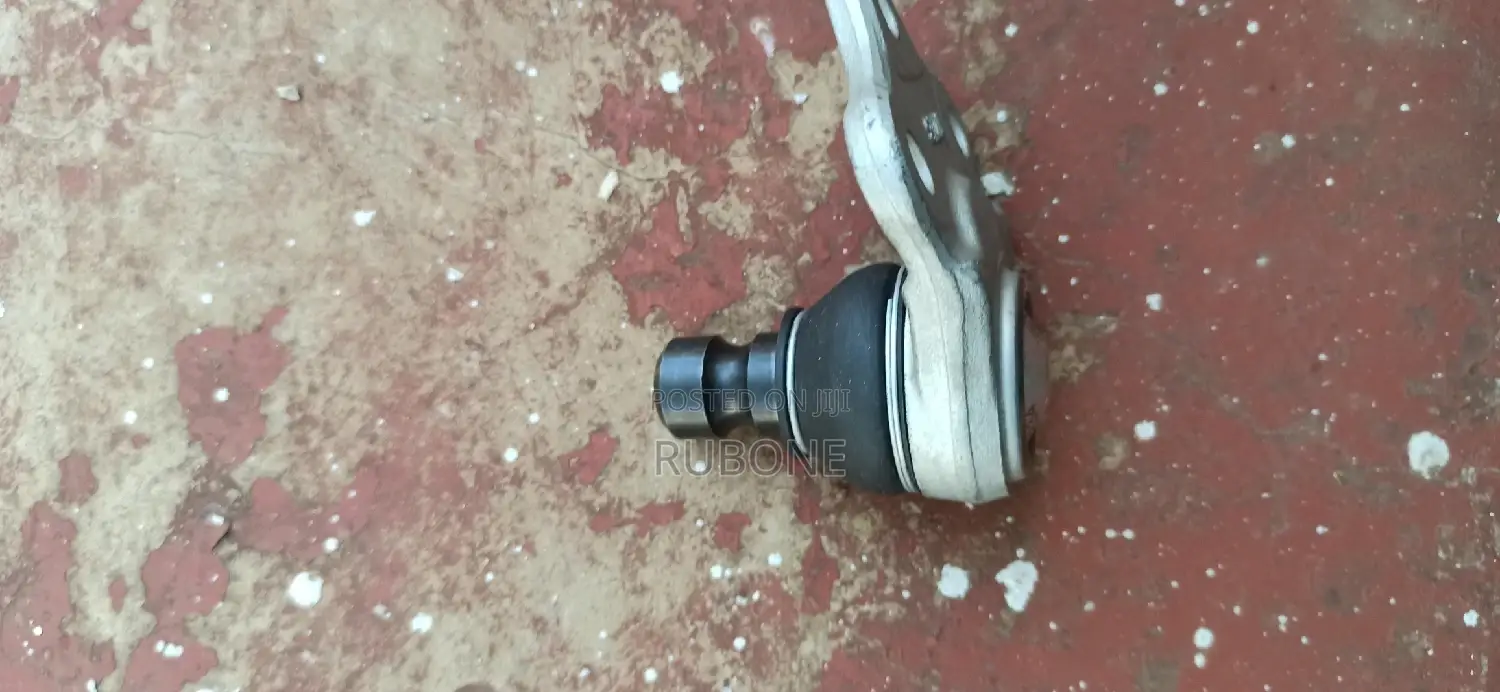 Ball Joint Fits VOLVO XC60, Xc70, S60 , V60