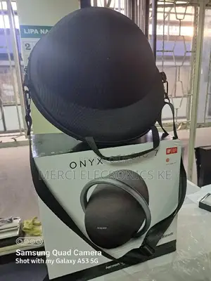 Harman Kardon Onyx
Studio 7