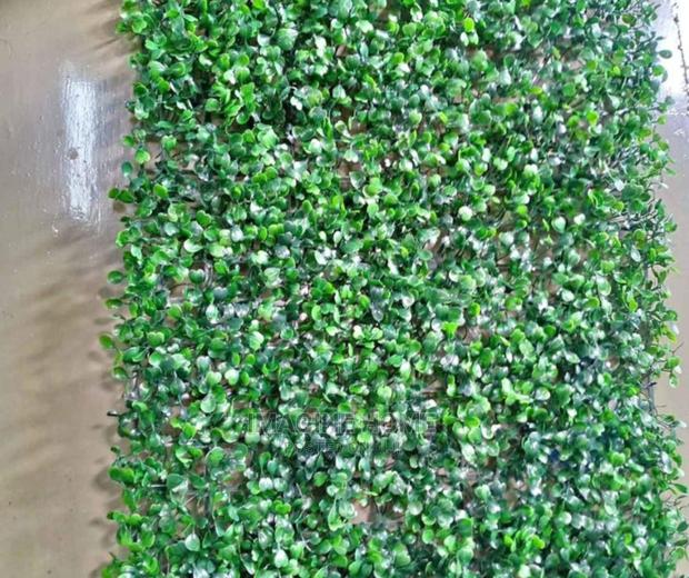 Artificial Green Wall Hedge - thumbnail 2