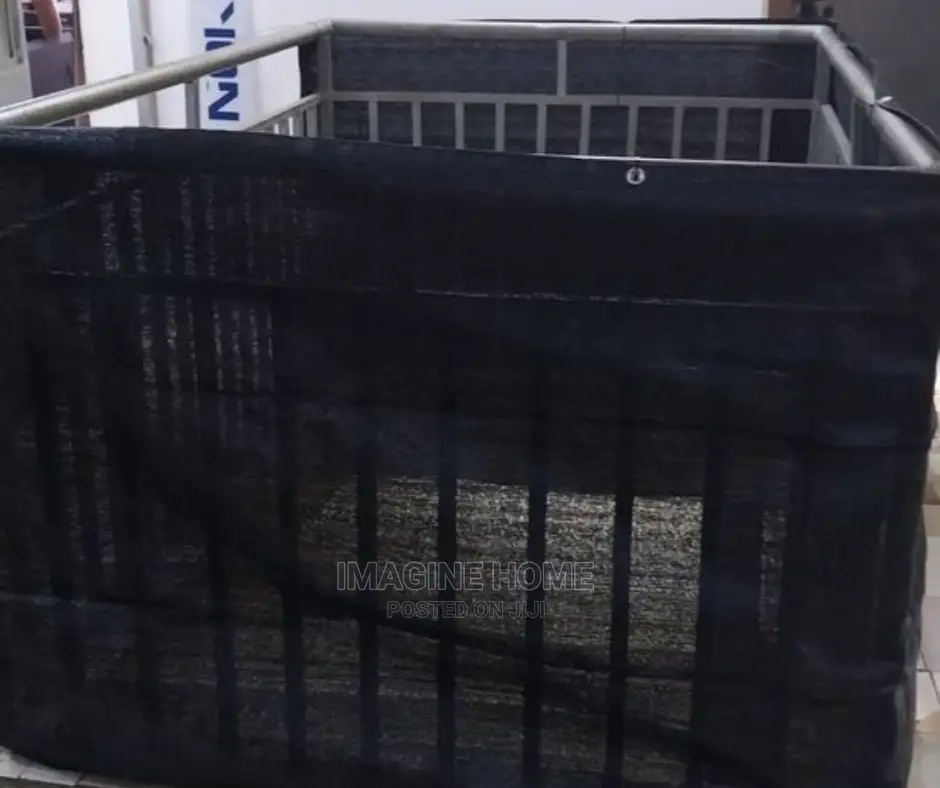 Balcony Privacy Shield/Dust Trap