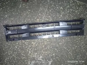 Grille Isuzu Elf
