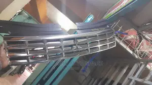 Mitsubishi Delica Grill
