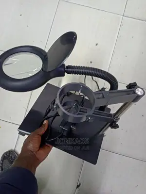 Metal Base Desktop Magnifying Glass