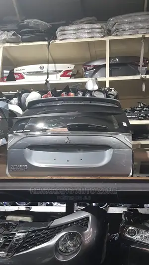 Outlander Tailgate New Model.