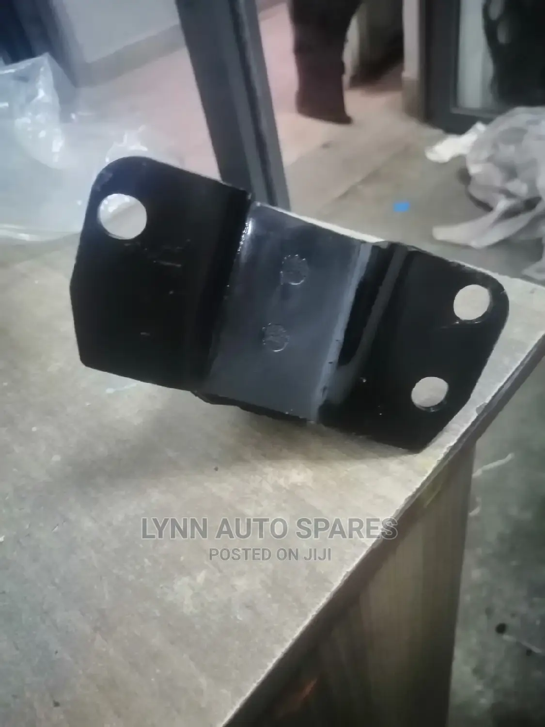Toyota Rush Engine Mounting