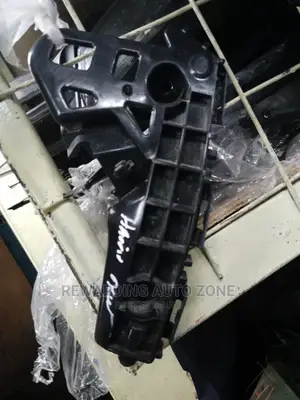 Harrier 2015 Bumper Blacket