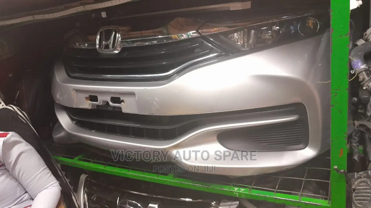 Honda Fit Shuttle Nosecut New 2013/2014/2015