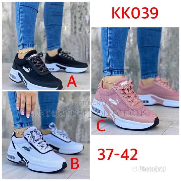 High-End Ladies Puma Sport Shoe - main view