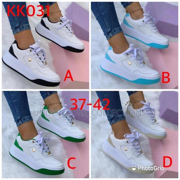 High-End Ladies Sneaker Sport Shoe