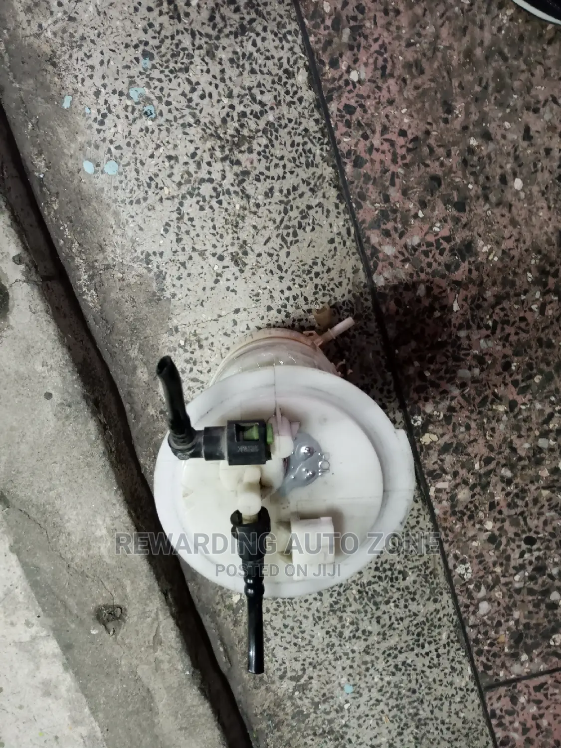 Nissan Note 2013 Fuel Pump.