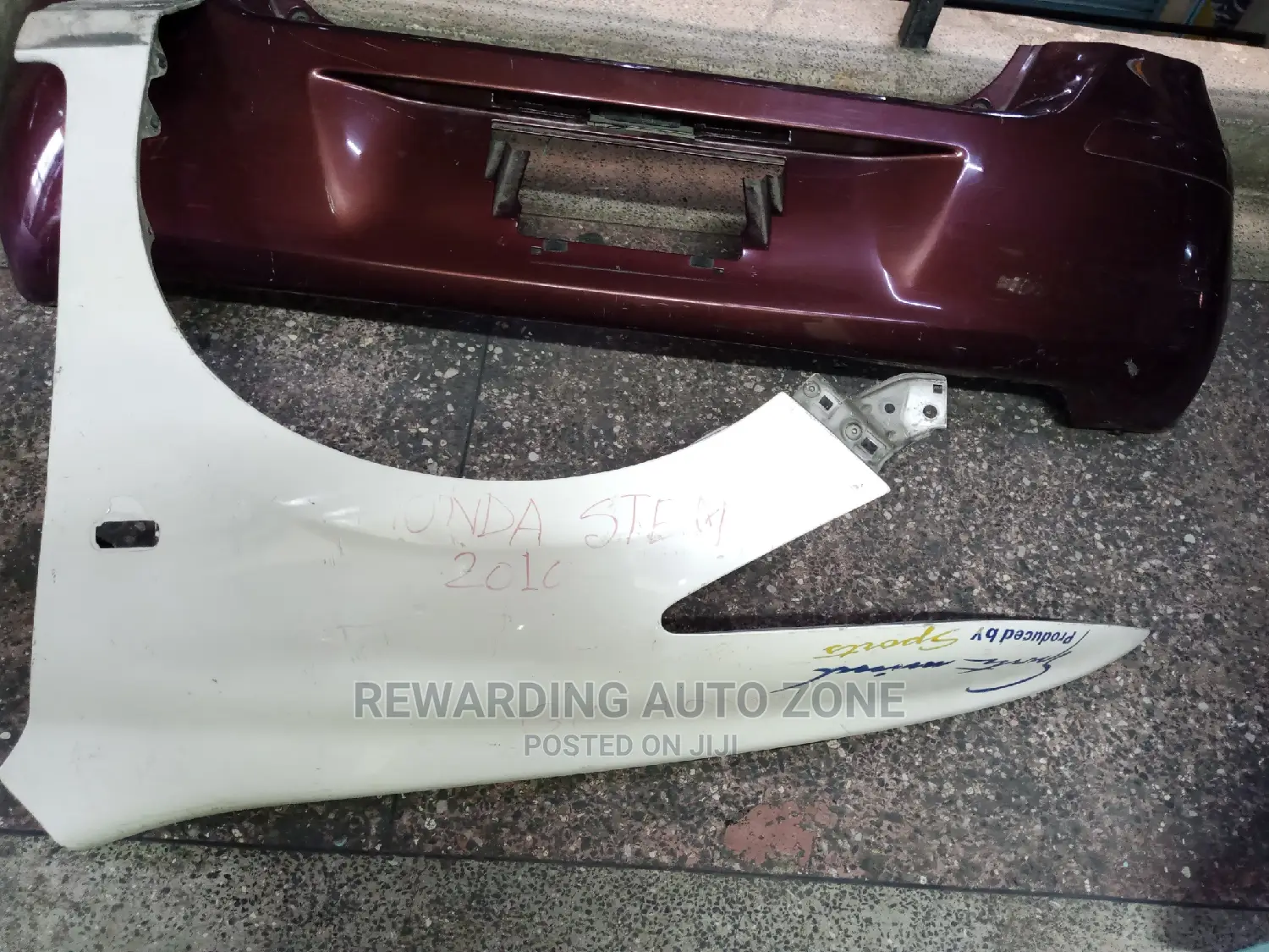 Honda Stream Wing (Fender).