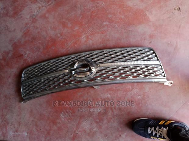 Fielder 2008 Center Grille