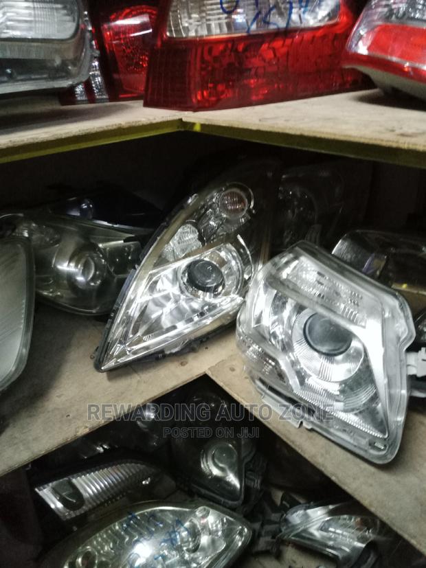 Sienta 2012 Headlight Xenon. - main view