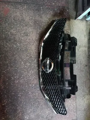 Nissan Note 2015 Center Grille.