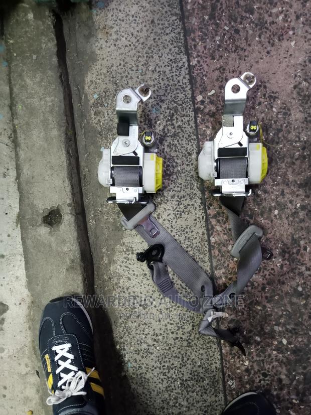 Axio 2015 Seat Belts.Front Belts. - thumbnail 3