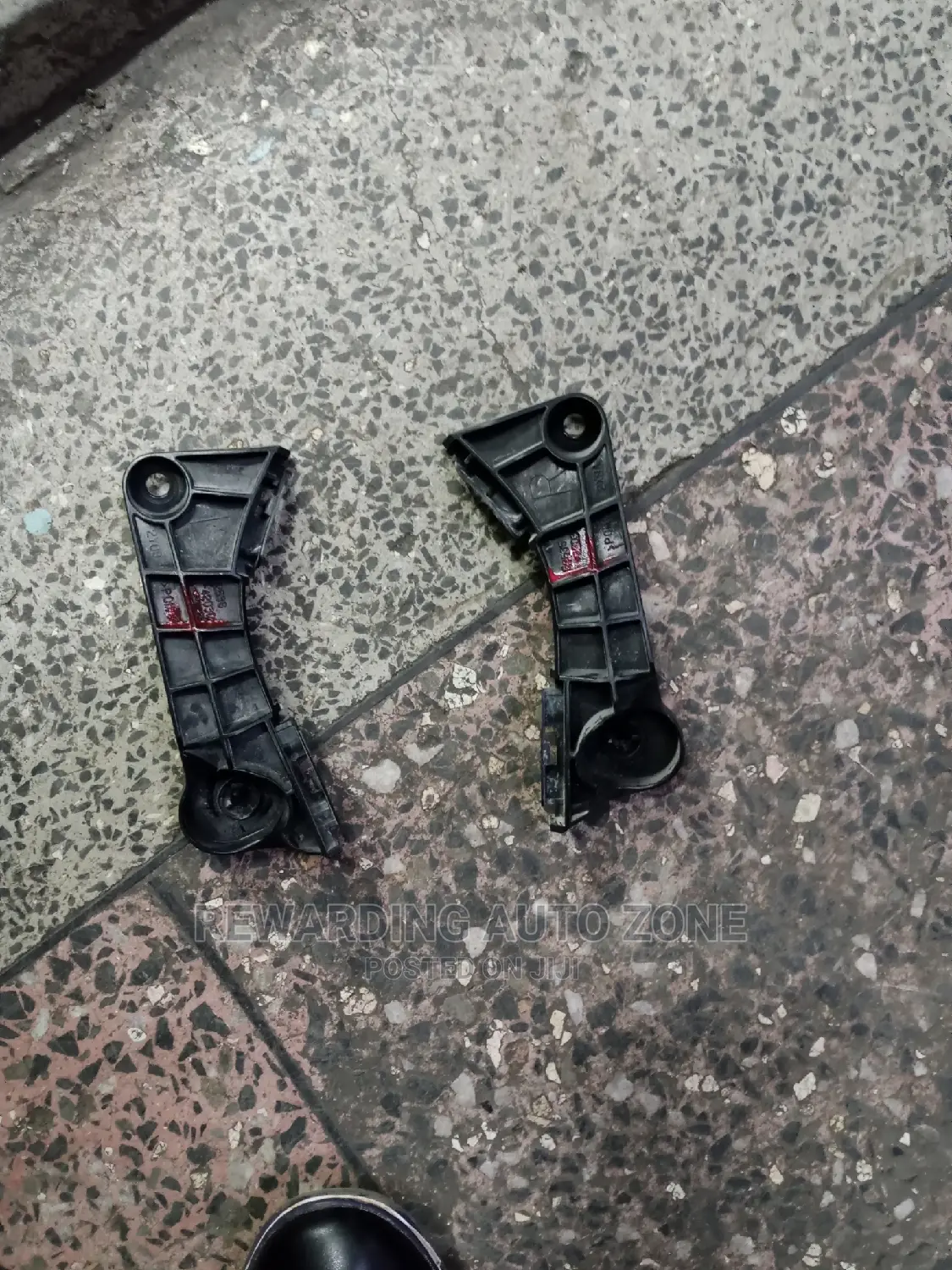Vanguard Bumper Slide (Blackets).
