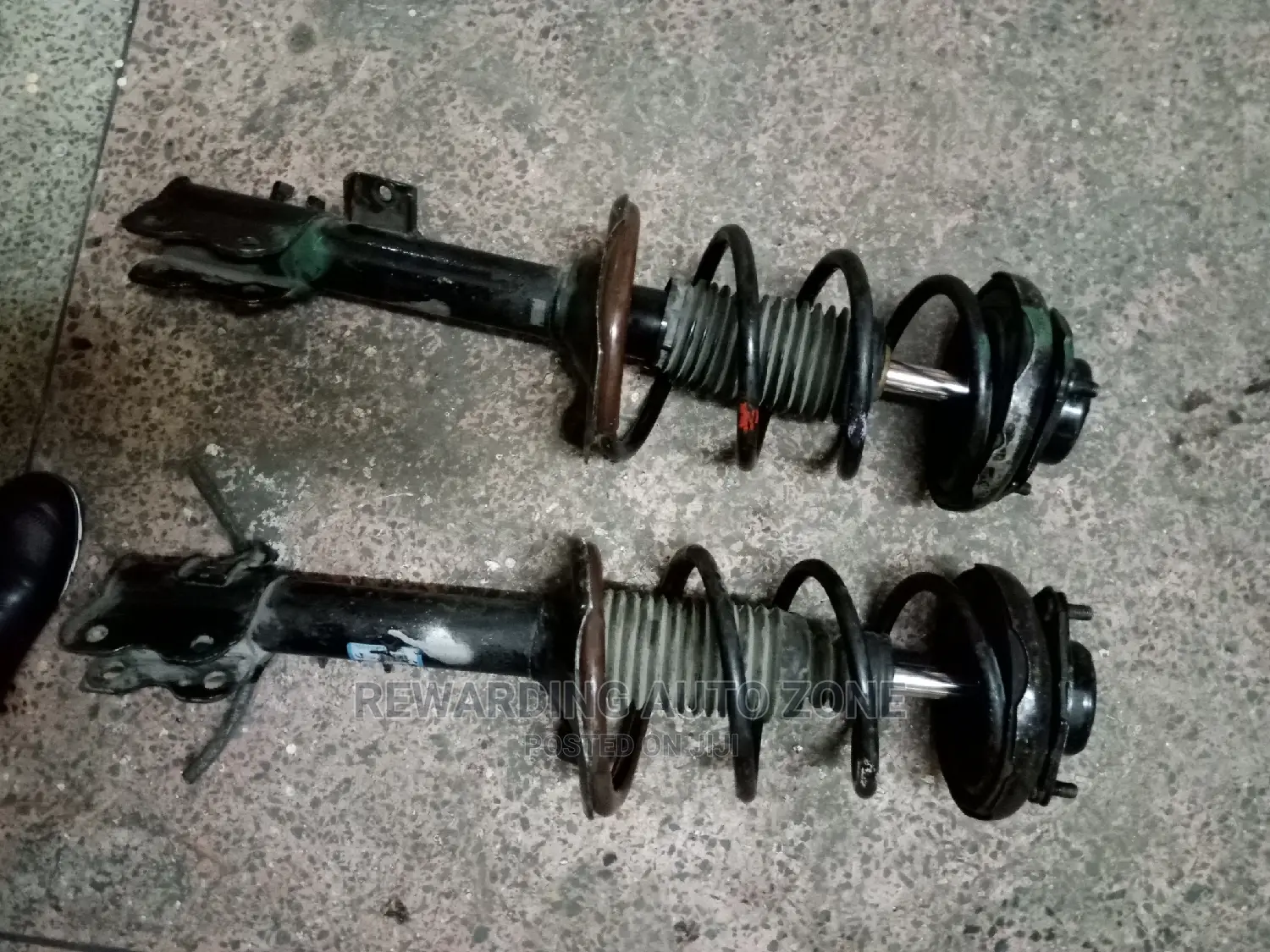 Suzuki Swift Shock Absorber.