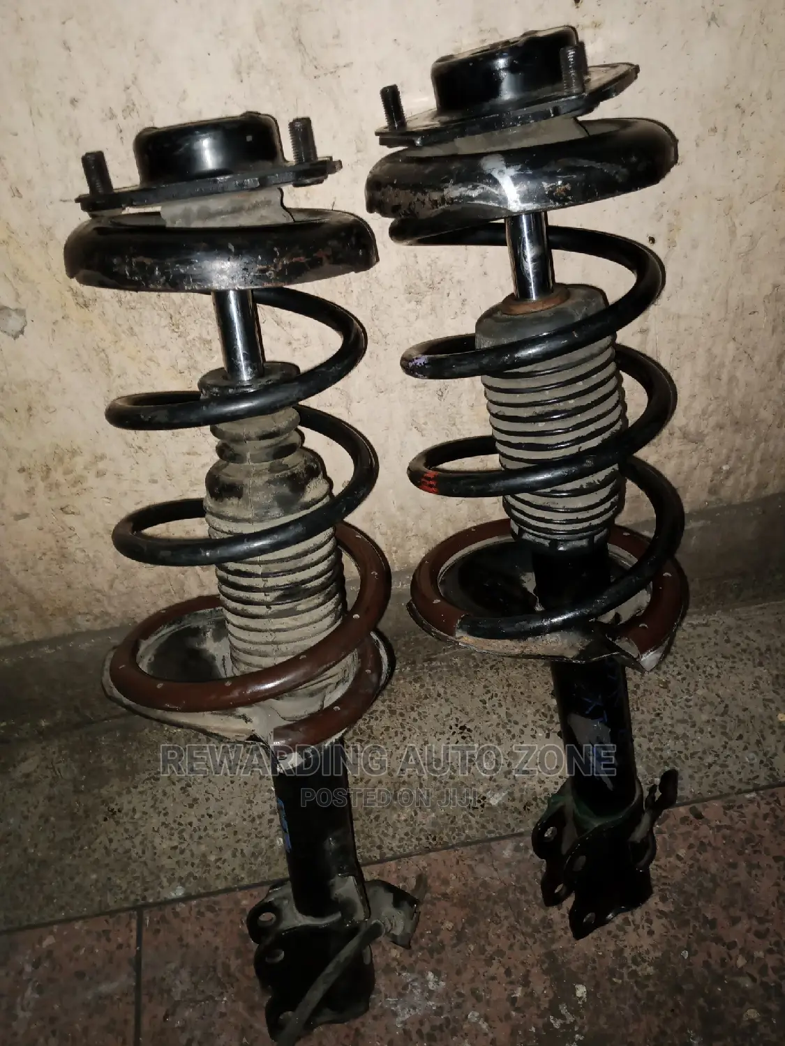 Suzuki Swift Shock Absorber.