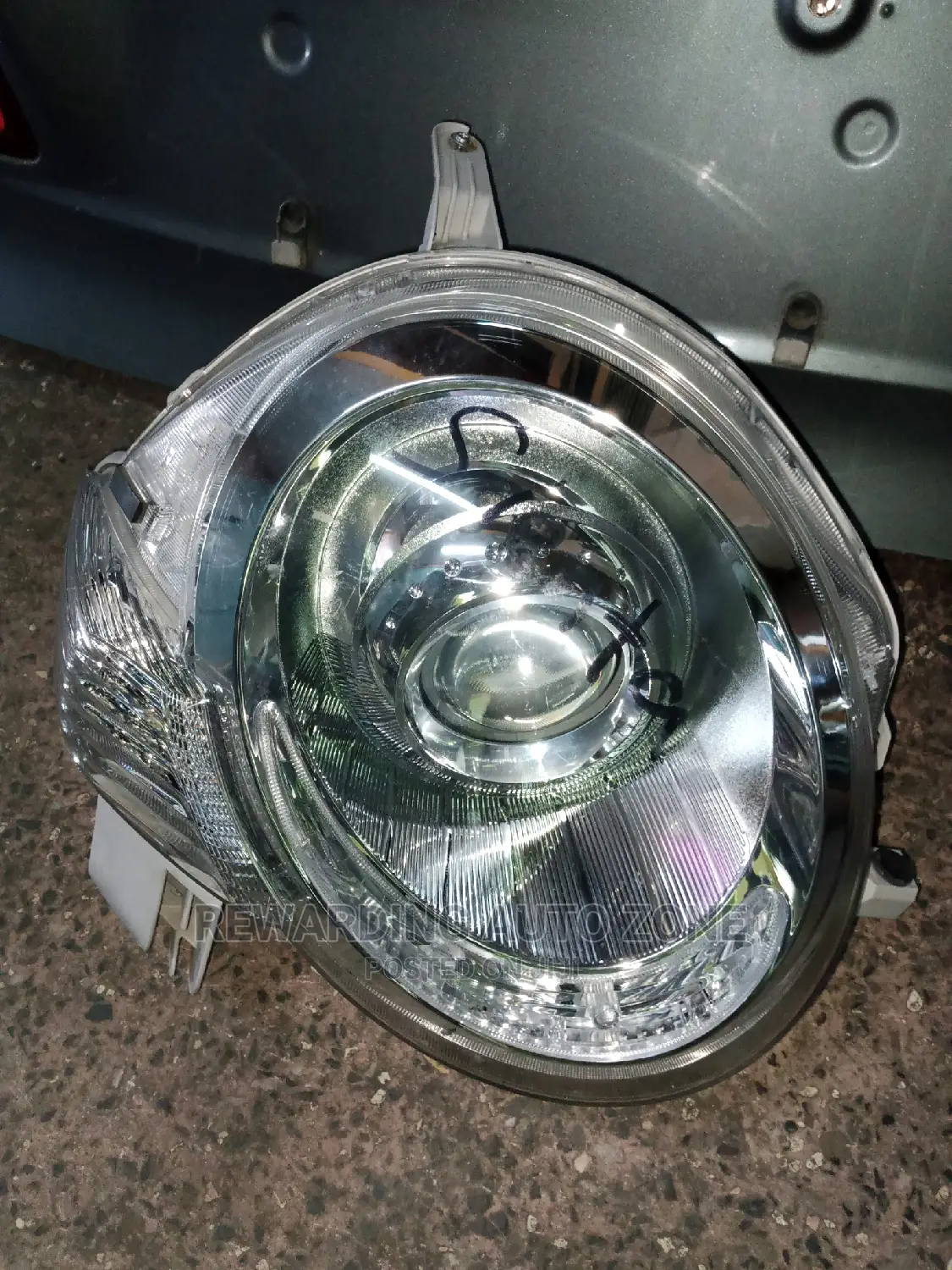 Sienta 2012 Headlight With Forcase.