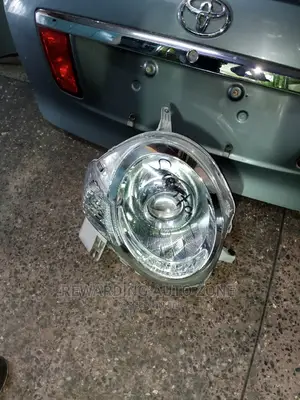 Sienta 2012 Headlight With Forcase.