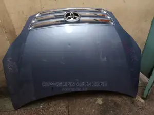 Toyota Ipsum Bonnet Lid.2005 Model.