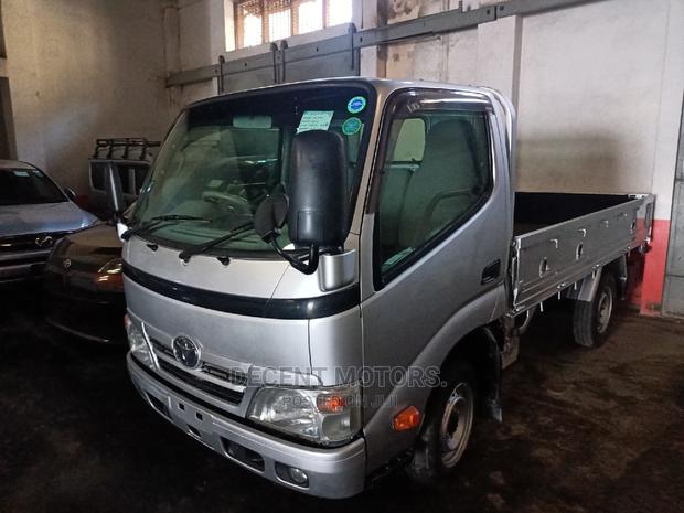 Toyota Dyna Automatic - thumbnail 4