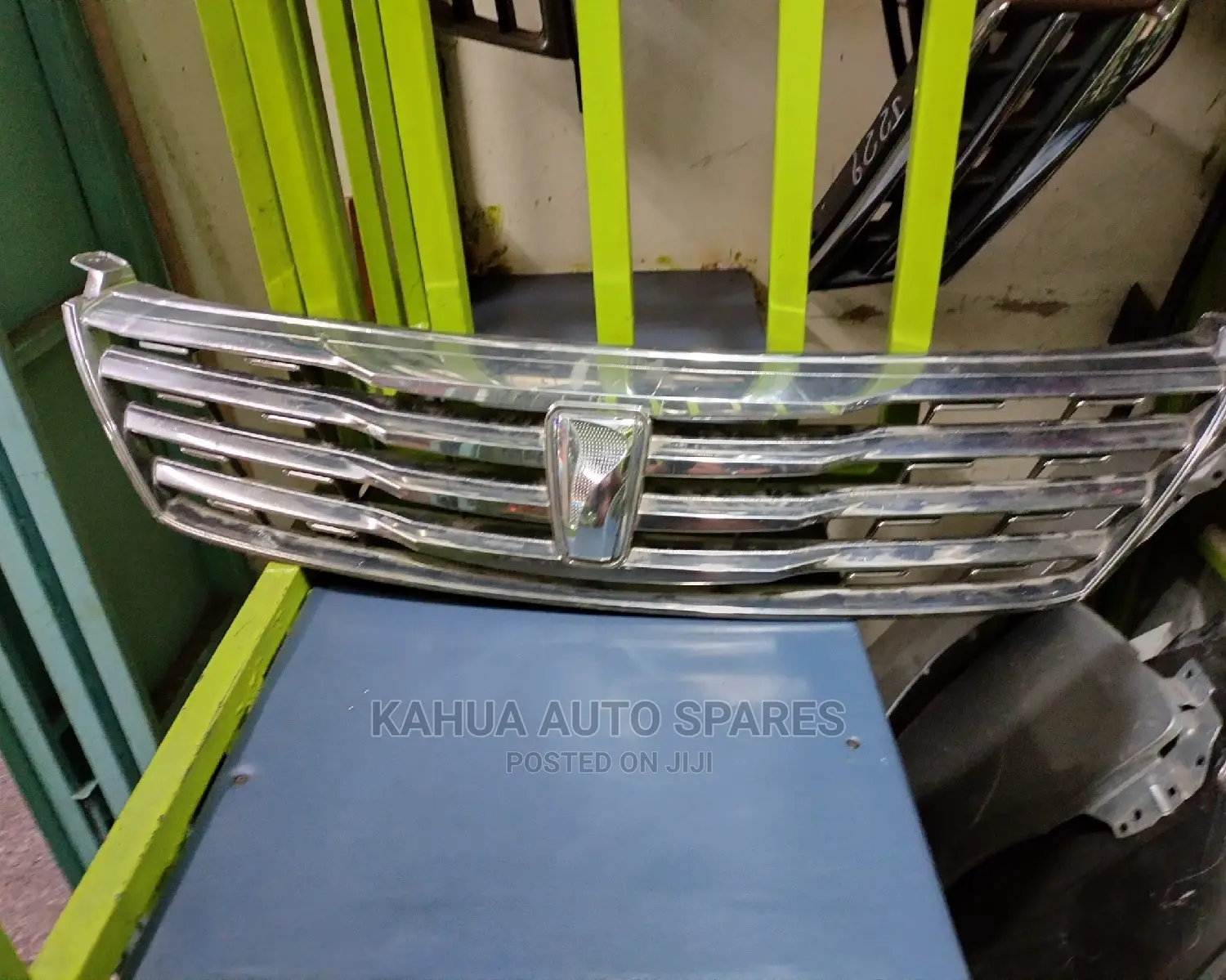 Premio 260 Grille