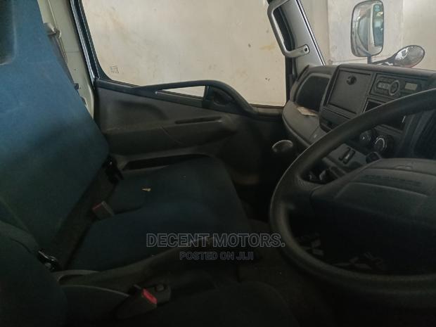 Mitsubishi Canter Long Chassis - thumbnail 2