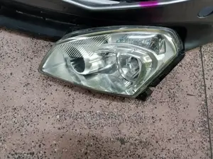 Nissan Dualis Headlight.