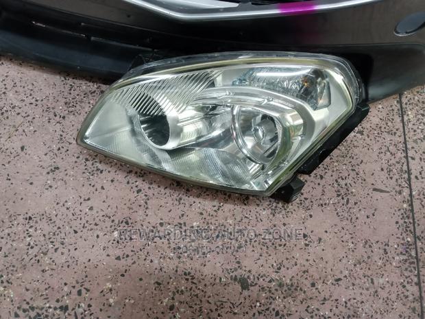 Nissan Dualis Headlight. - thumbnail 2
