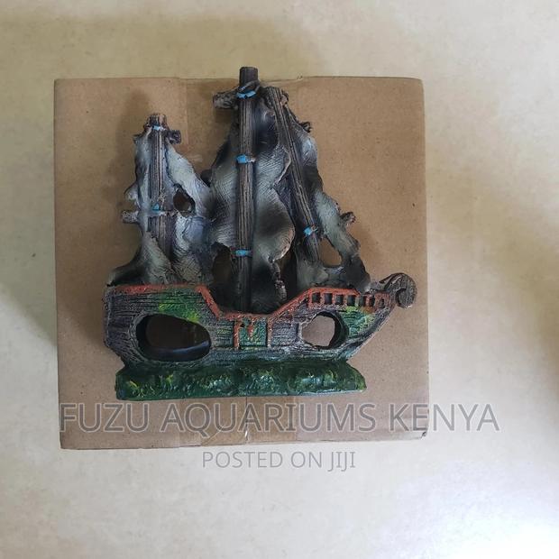 Aquarium Ship Deco - main view