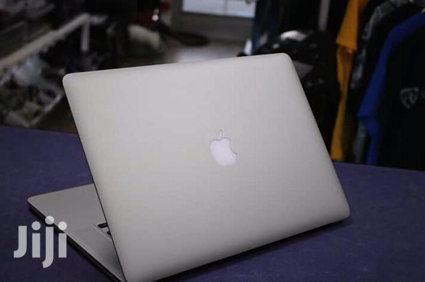 Laptop Apple MacBook Pro 4GB Intel Core i5 HDD 500GB