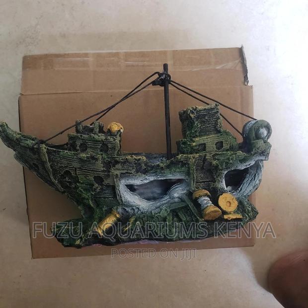 Ship Wreck Ornament Aquarium