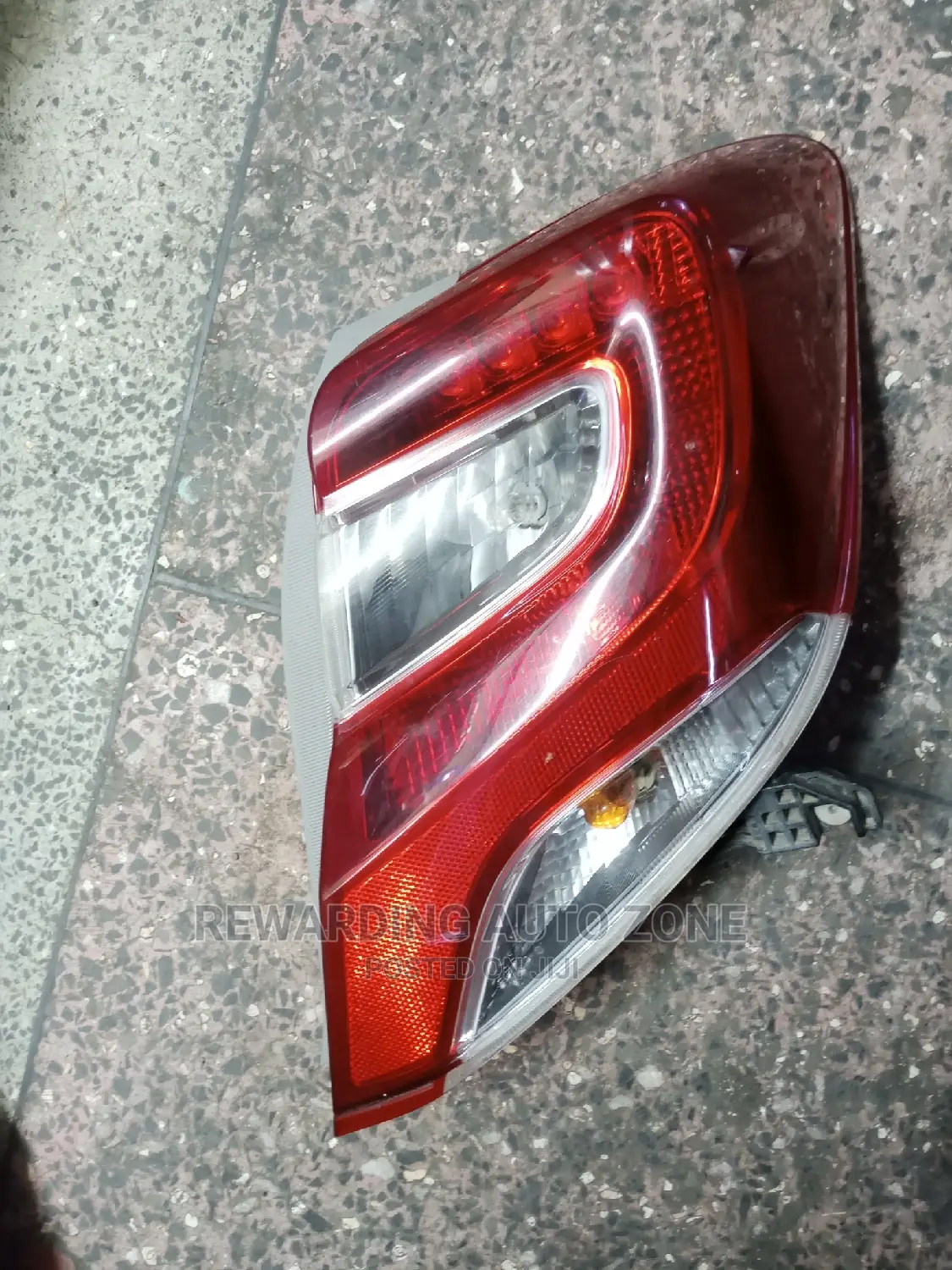 Vitz Jiwela Taillight 2015.