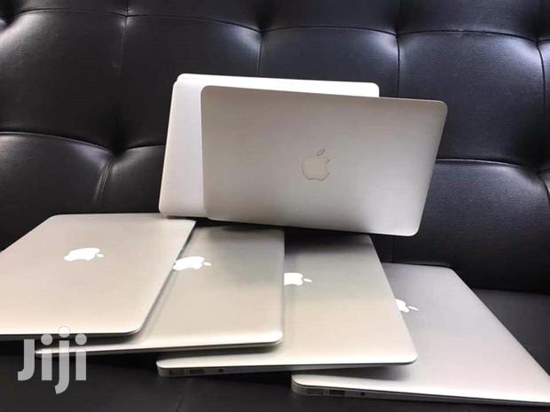 Laptop Apple MacBook Pro 4GB Intel Core i5 HDD 500GB - thumbnail 3