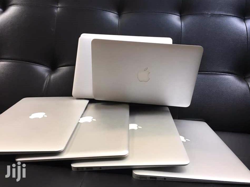 Laptop Apple MacBook Pro 4GB Intel Core i5 HDD 500GB