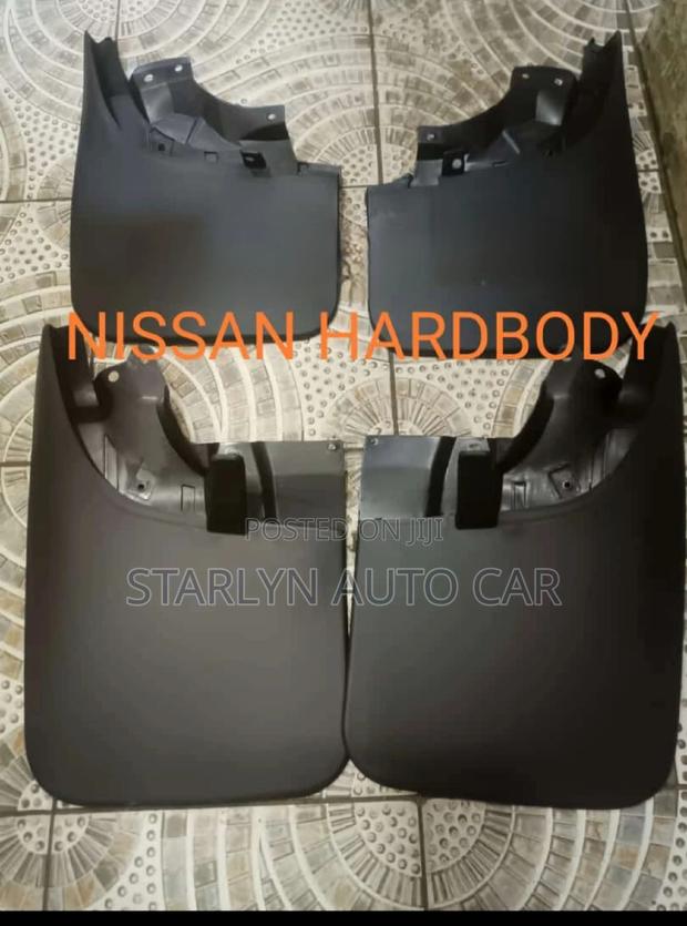 Mudflaps Nissan Hardbody