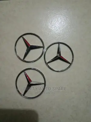 Mercedes Benz Logo