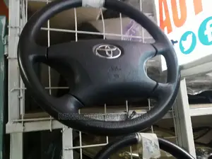 Nze/Fielder 2005 Steering Airbag.