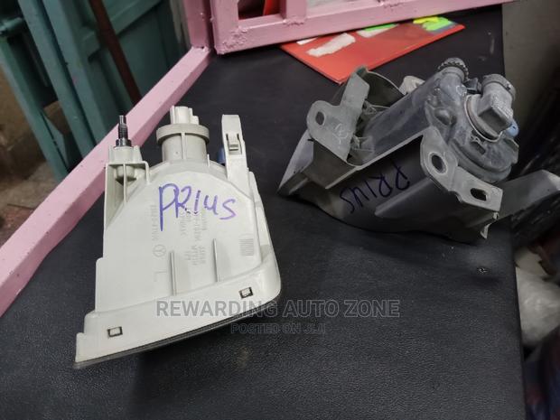 Toyota Prius Foglights. - main view