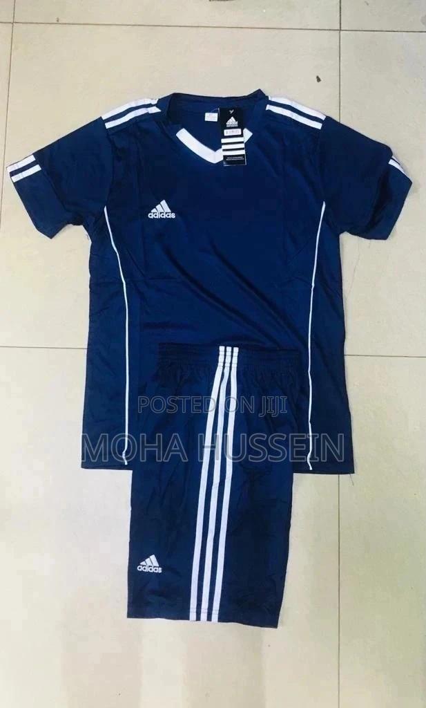 Football Uniforms - thumbnail 3