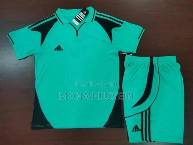 Football Uniforms - thumbnail 8