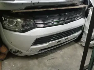 Outlander 2015 Nosecut.