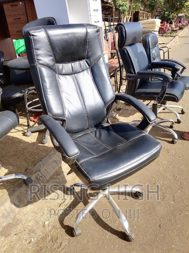 Top Superior Quality Office Chair