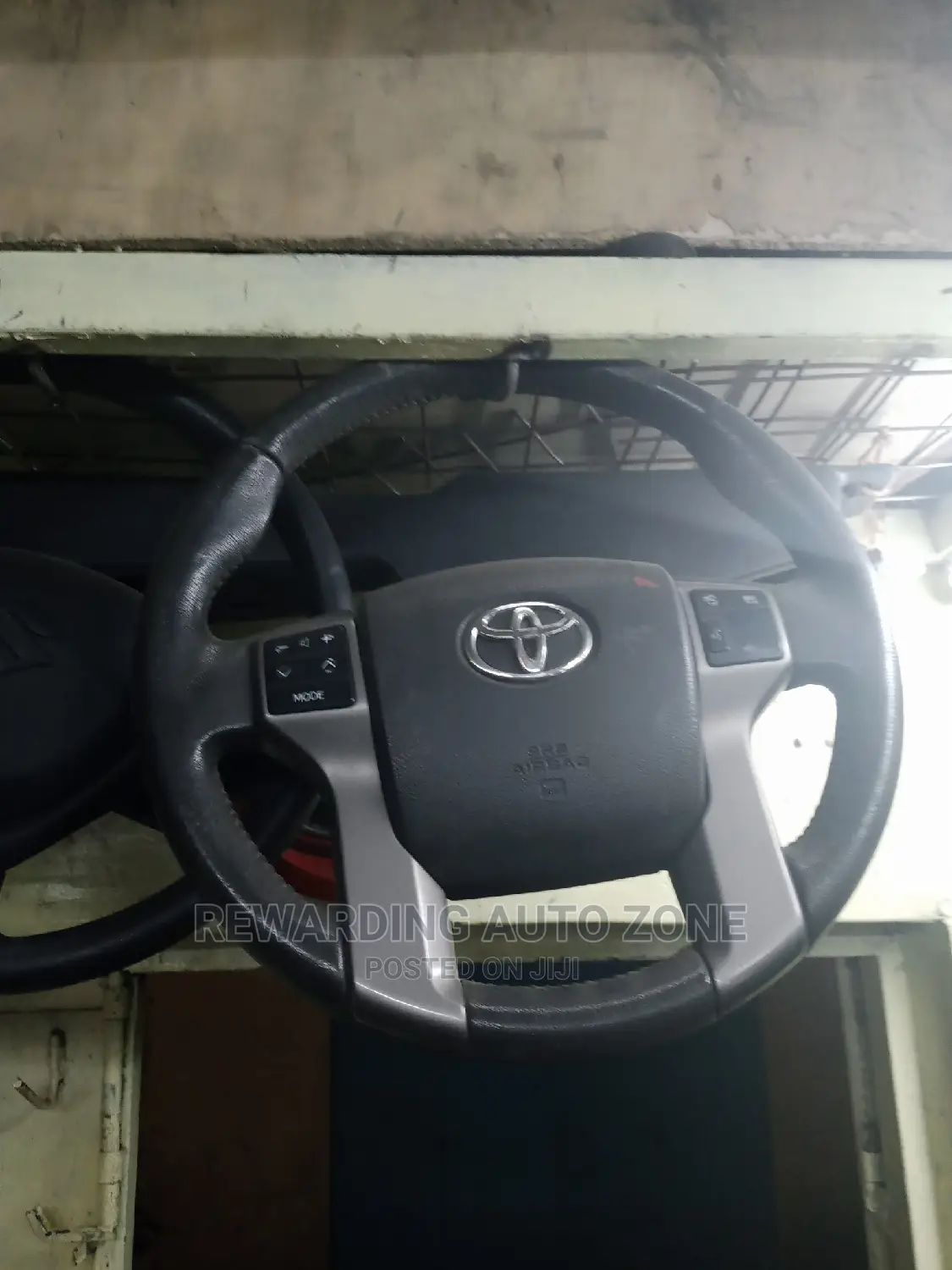 Prado 150 Steering Airbag.