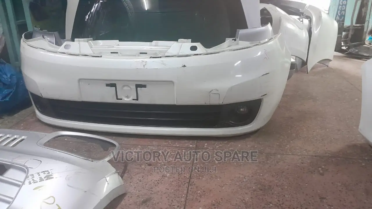 Nv200 Front Bumper Ex Japan