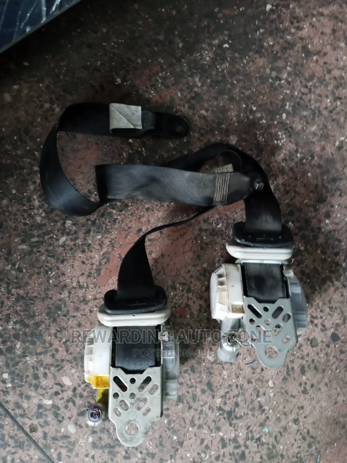 Harrier 240 Seat Belts.