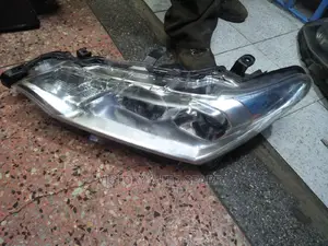Filder 165 Headlight Non Xenon 2015/2016